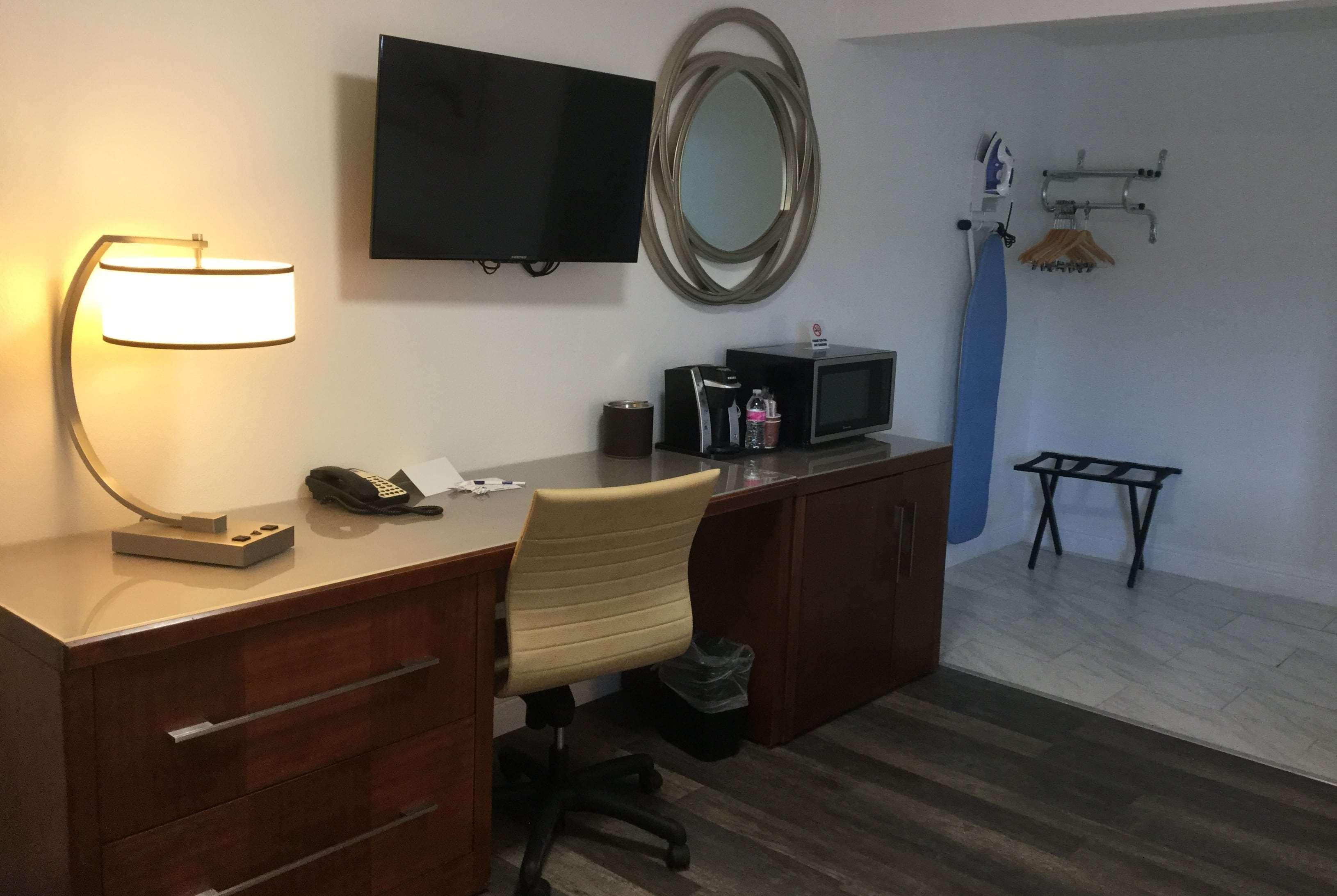 Travelodge By Wyndham Crescent City Zewnętrze zdjęcie